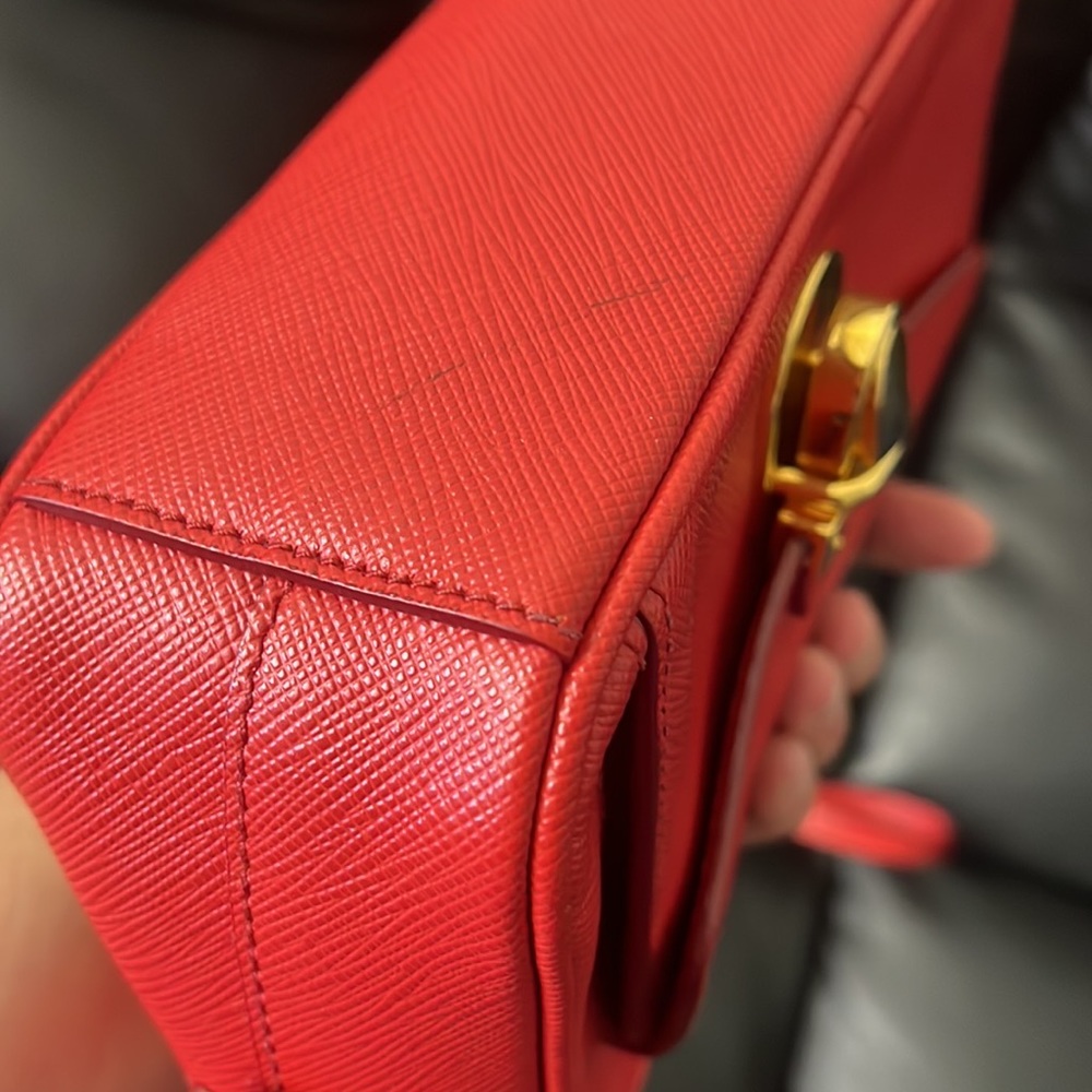 Excellent Condition Authentic Crossbody Prada Bag - image 6